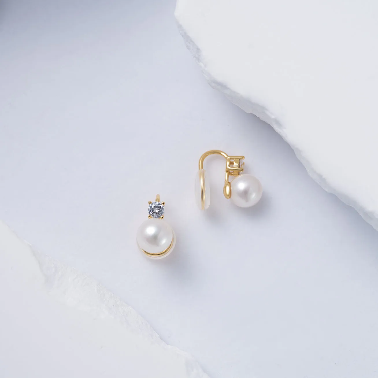 Clip-On Freshwater Pearl Earrings WE00785