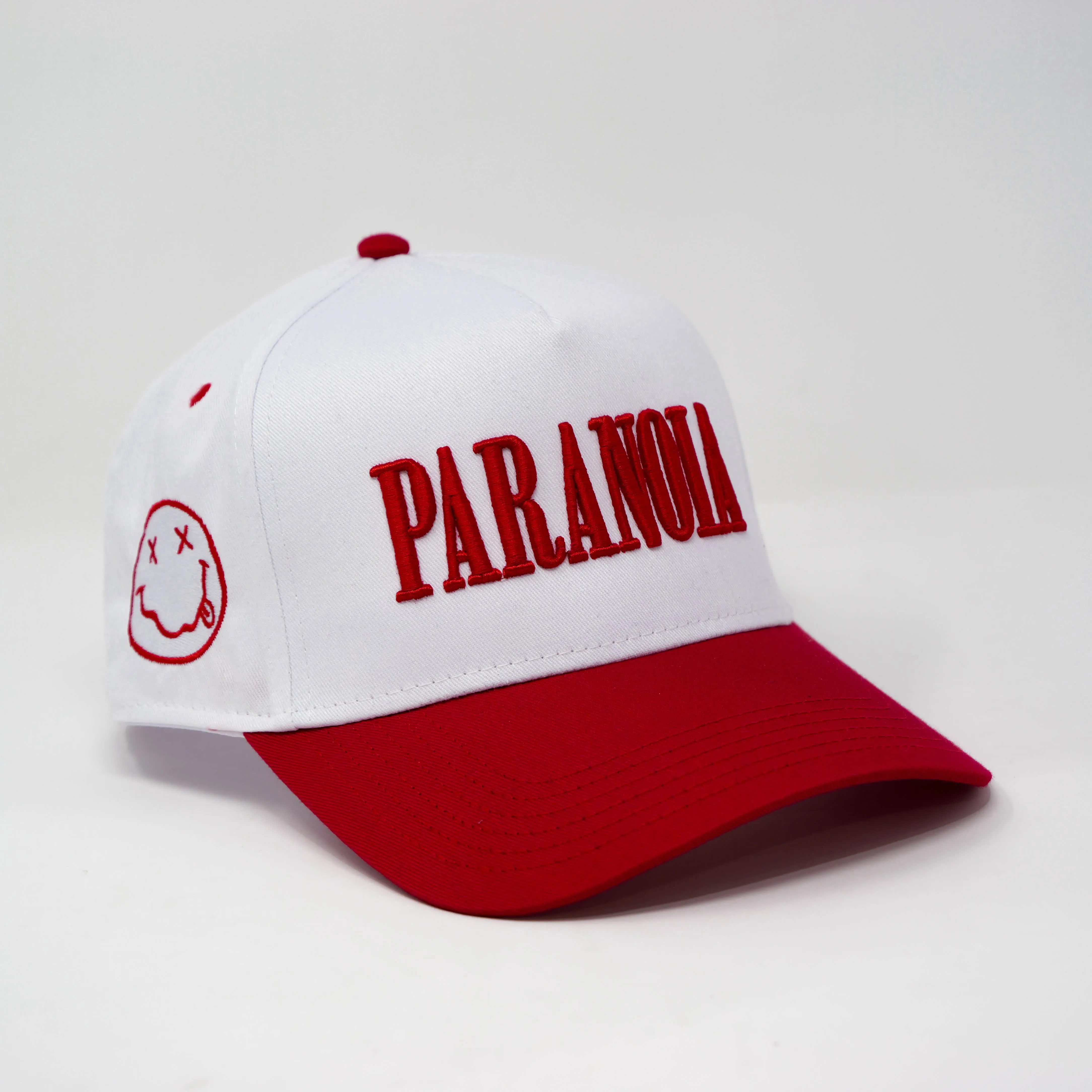 PARANOIA HAT WHITE/RED