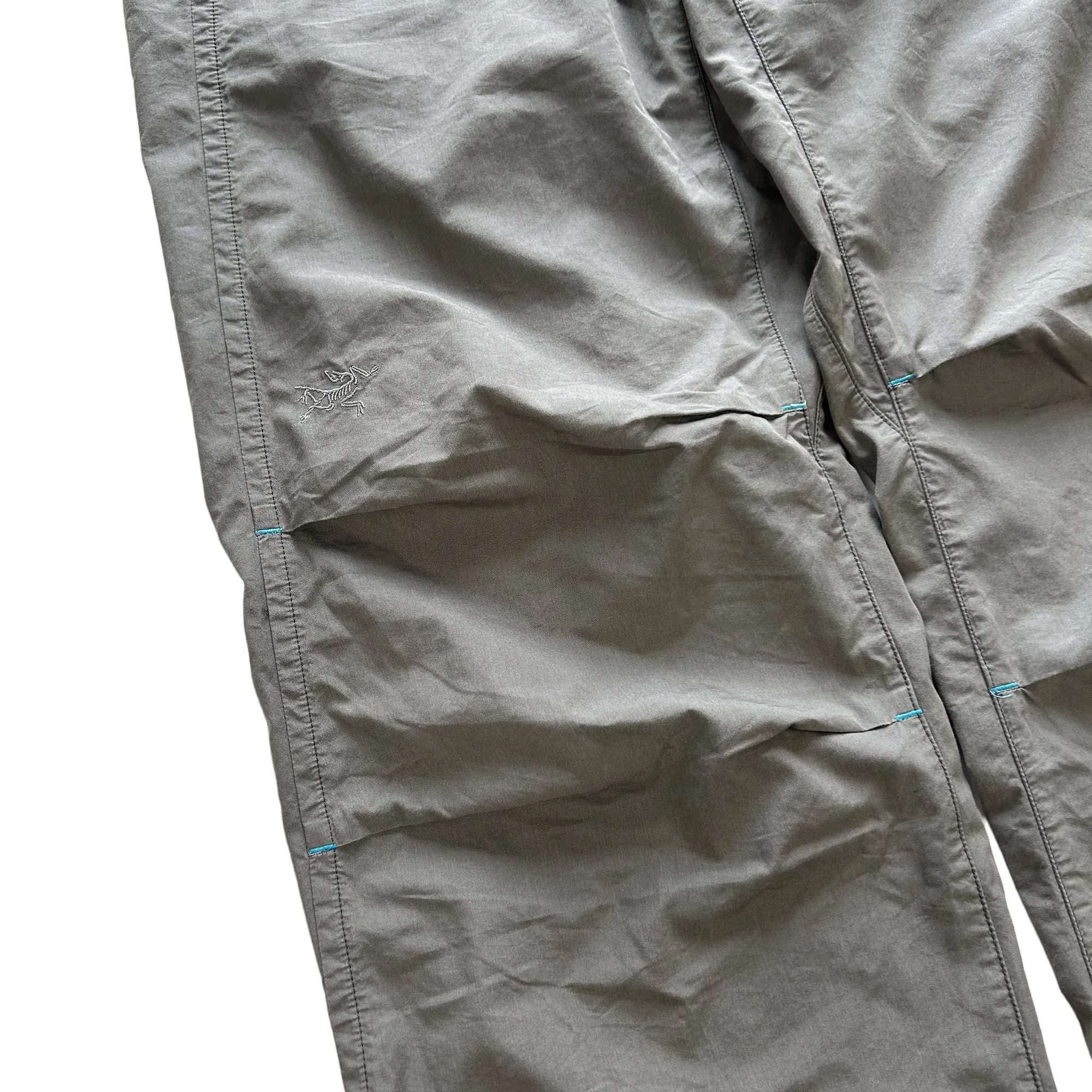 Vintage Arcteryx Hiking Trousers Size W36